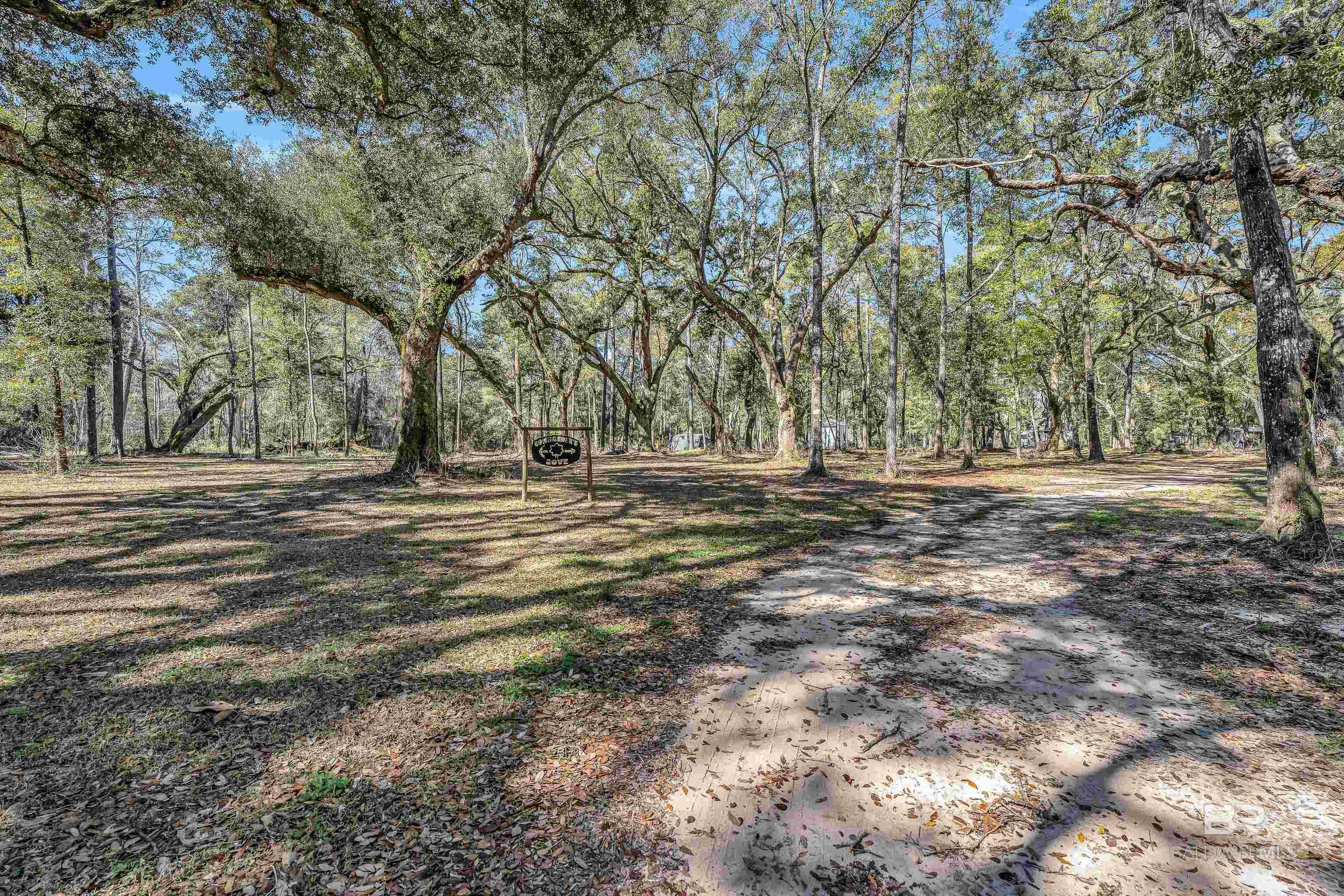 Image 3: 13595 Douglas Lane