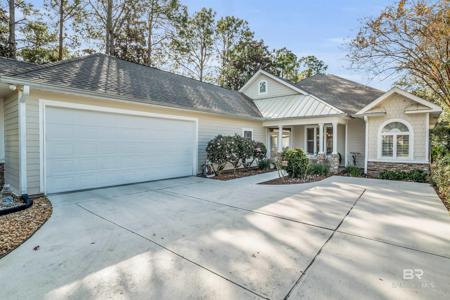 11 Baywalk Drive