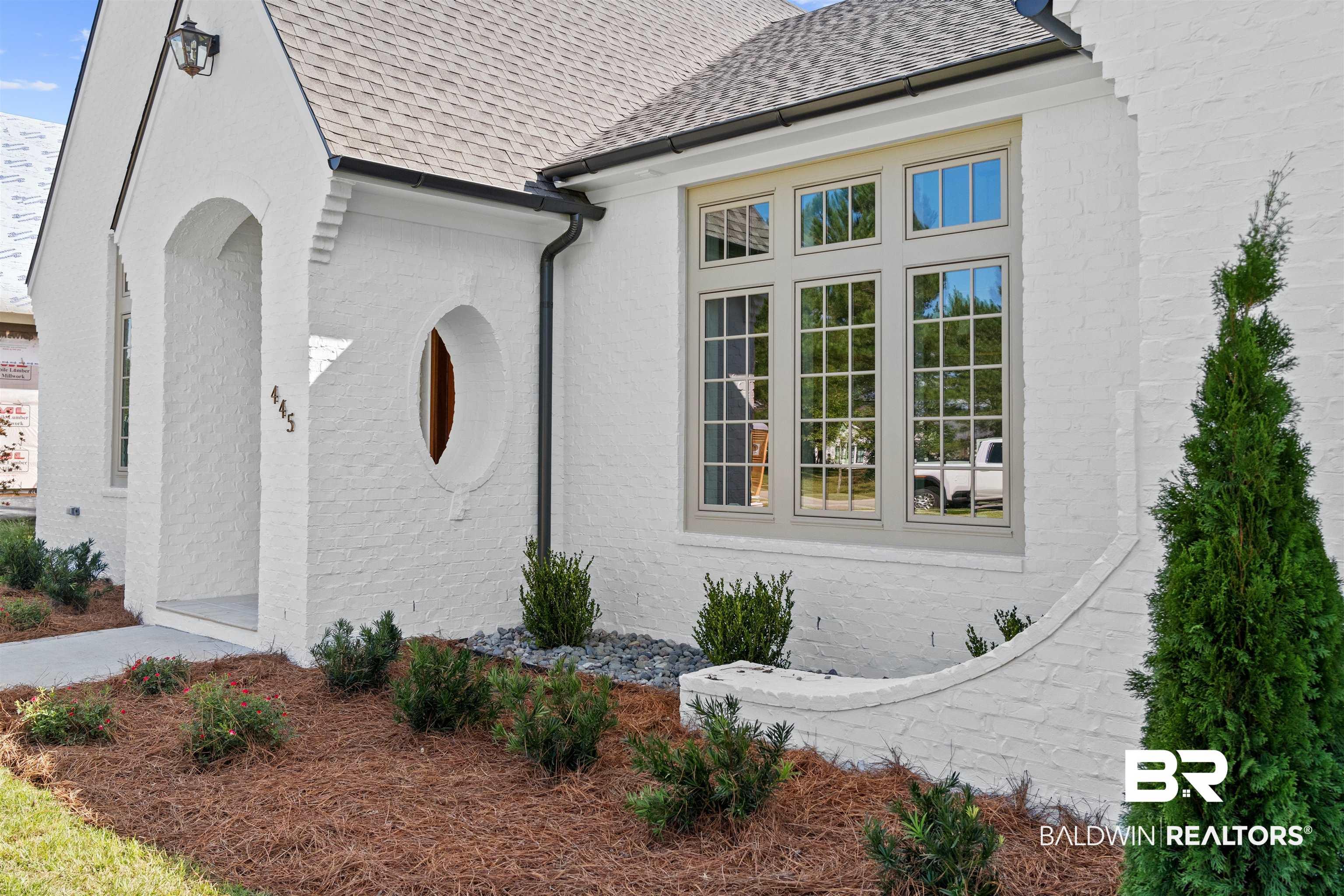 Image 4: Landscaping