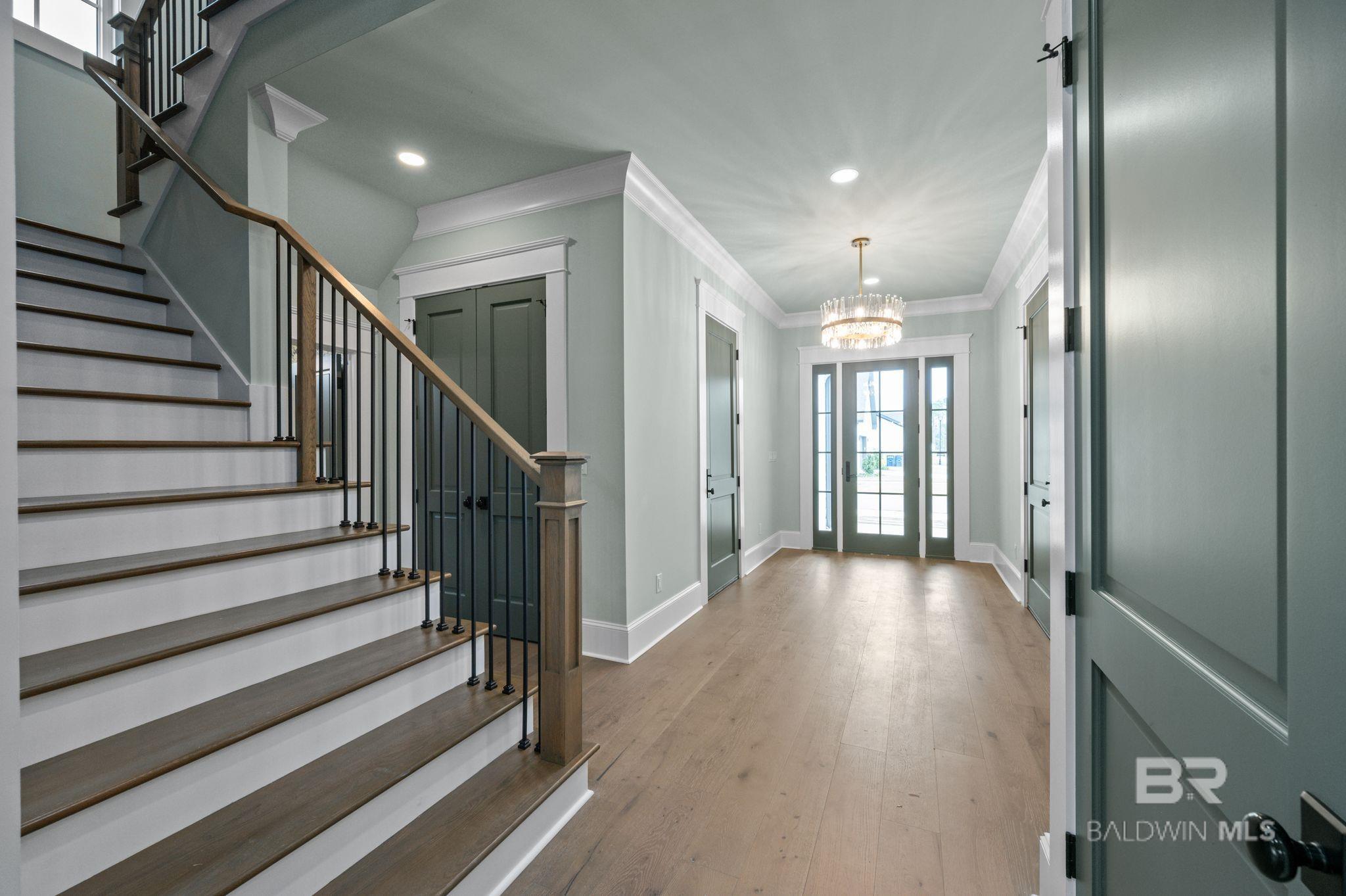 Image 4: Entrance Foyer