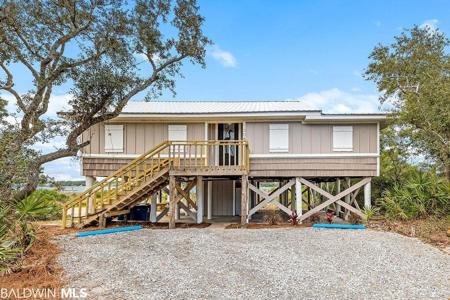 1308 Lagoon Avenue