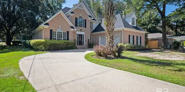 128 Broadmoor Drive