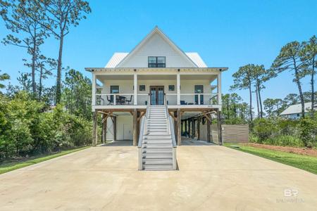 5105 Bayou Drive