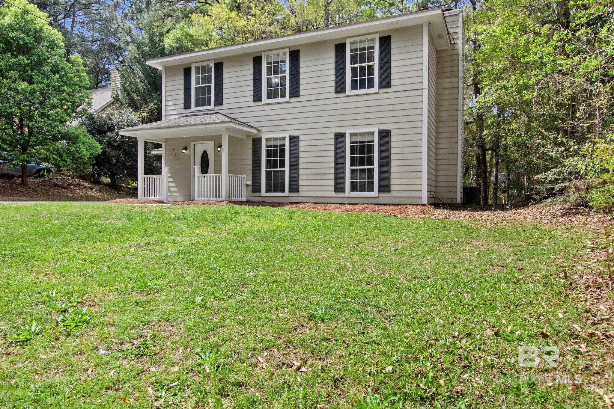 Image 3: Side of home