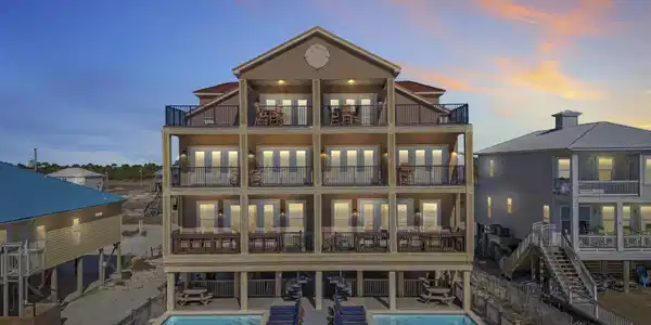 3210 Ponce De Leon Court