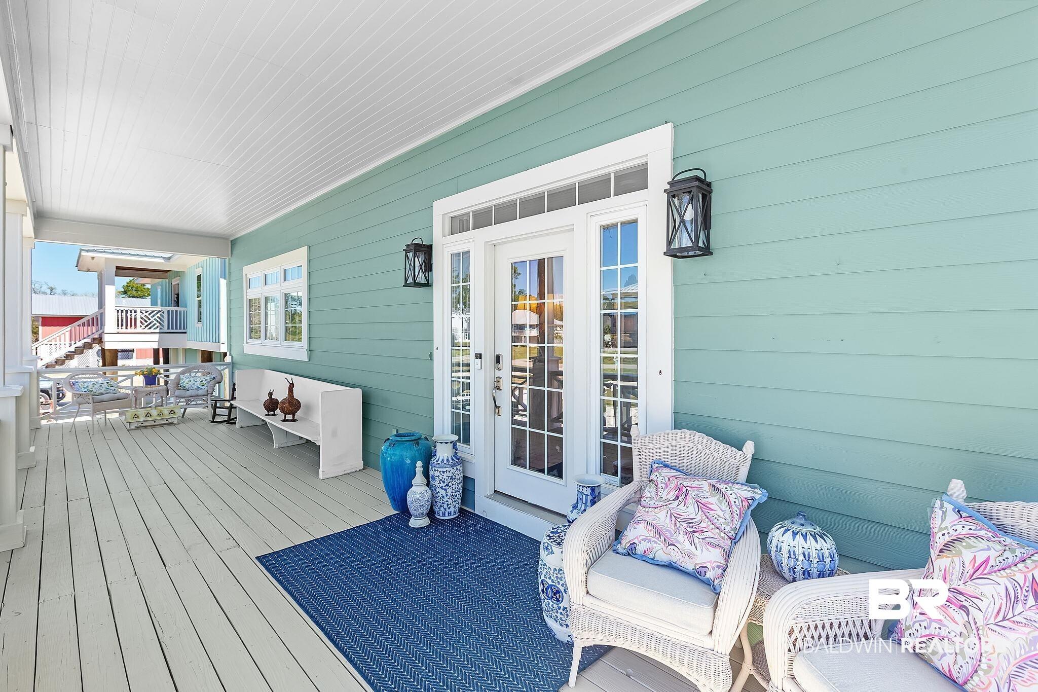 Image 4: View of wooden porch