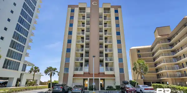 517 E Beach Boulevard