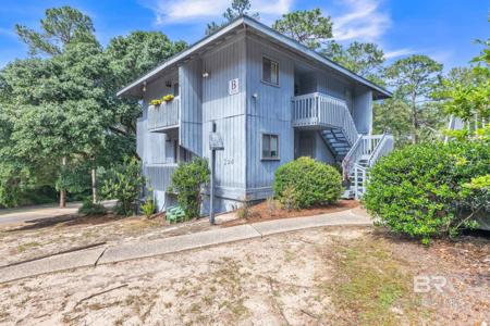 104 Golf Terrace