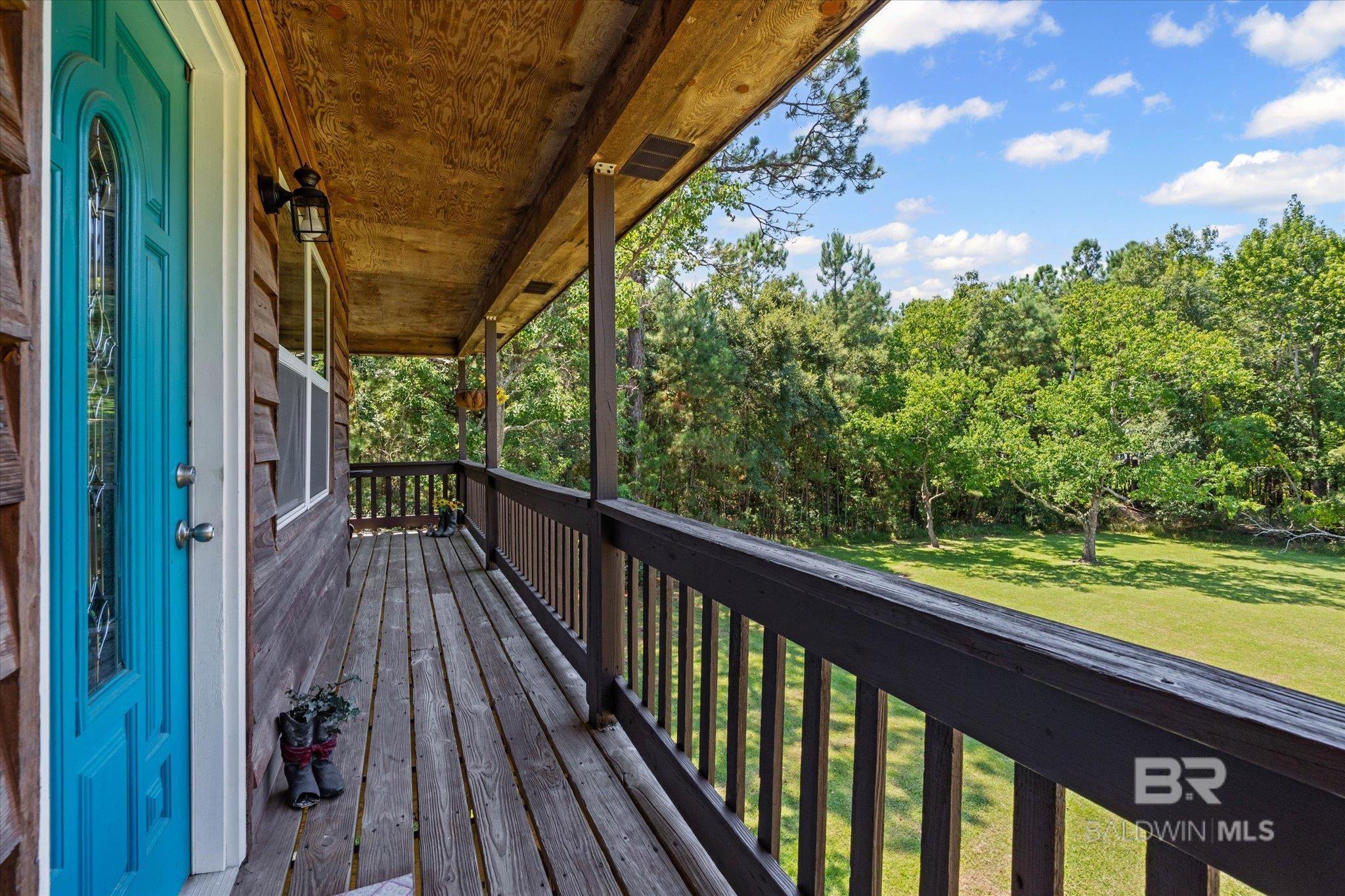 Image 2: Deck