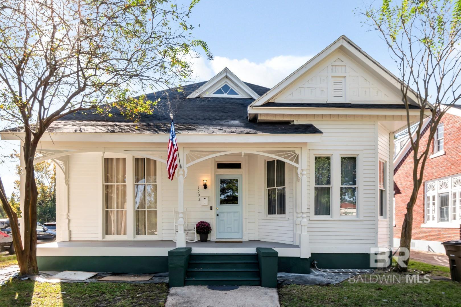 Image 1: Front Of Structure