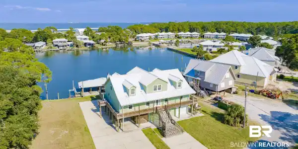310 Cavalier Circle