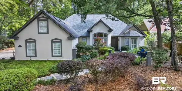 4 Greenbrier Lane