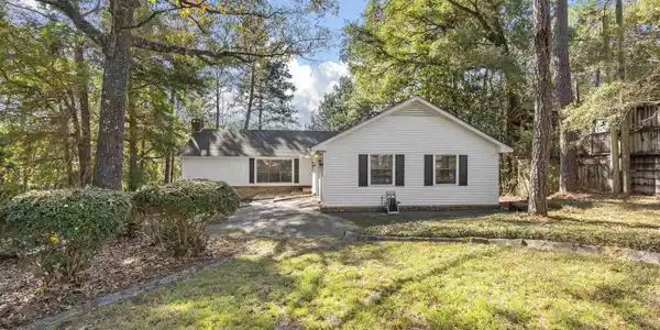 136 Bay View Drive