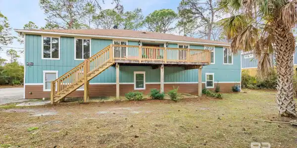 401 Admiral Semmes Avenue