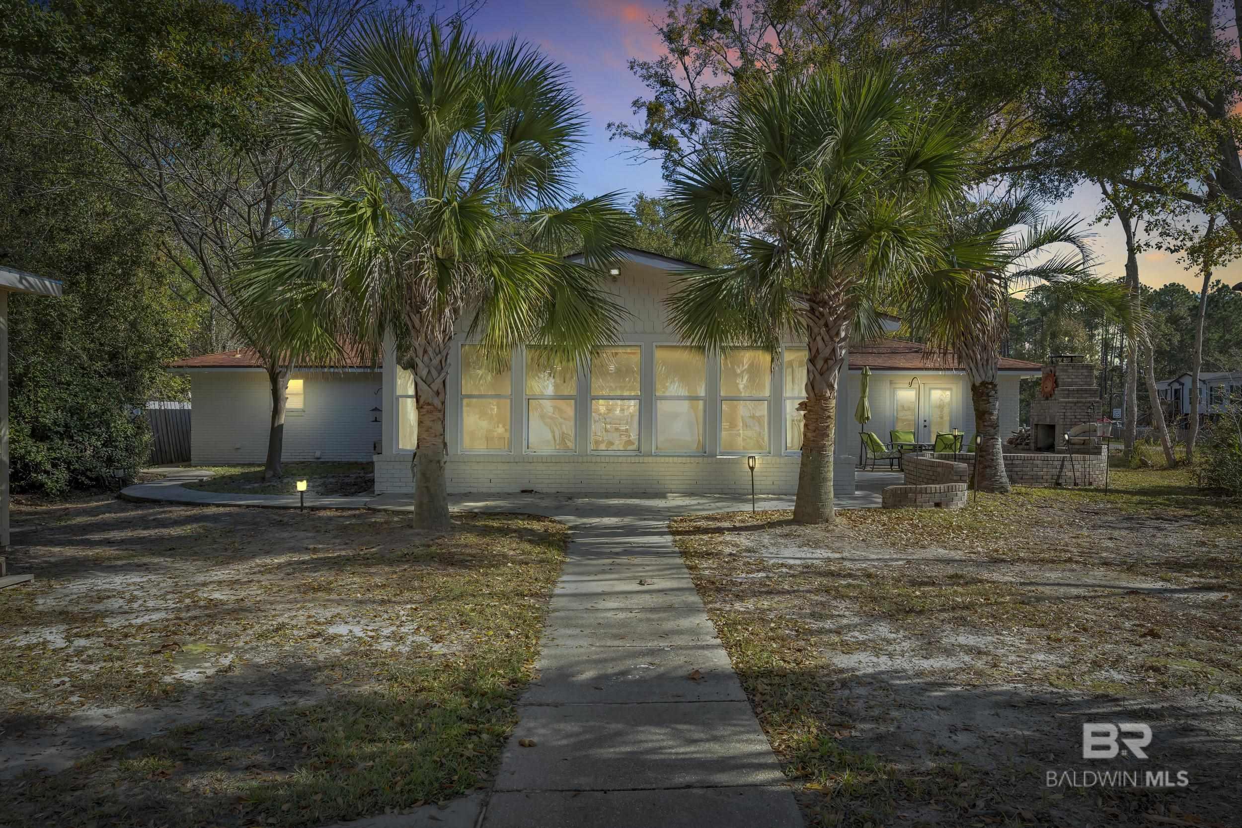 Image 2: Front Of Structure