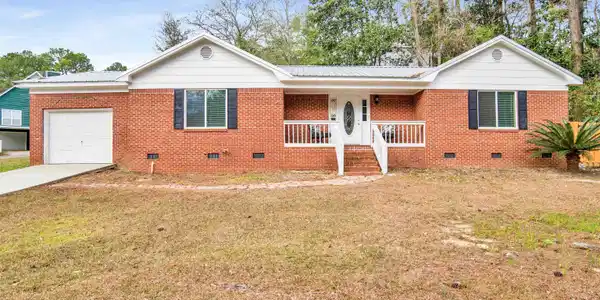 303 Ridgewood Drive
