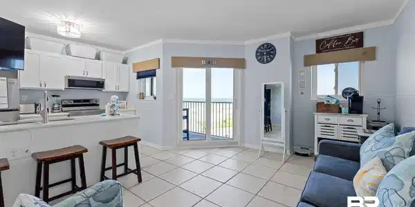 375 Plantation Road