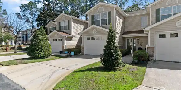 1517 Regency Road