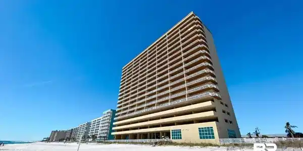 931 W Beach Boulevard