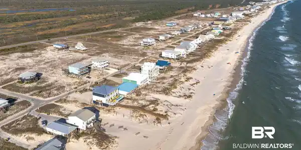 Image 4: Bird's eye view of expansive beach