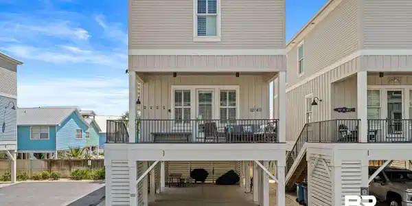 1592 W Beach Boulevard