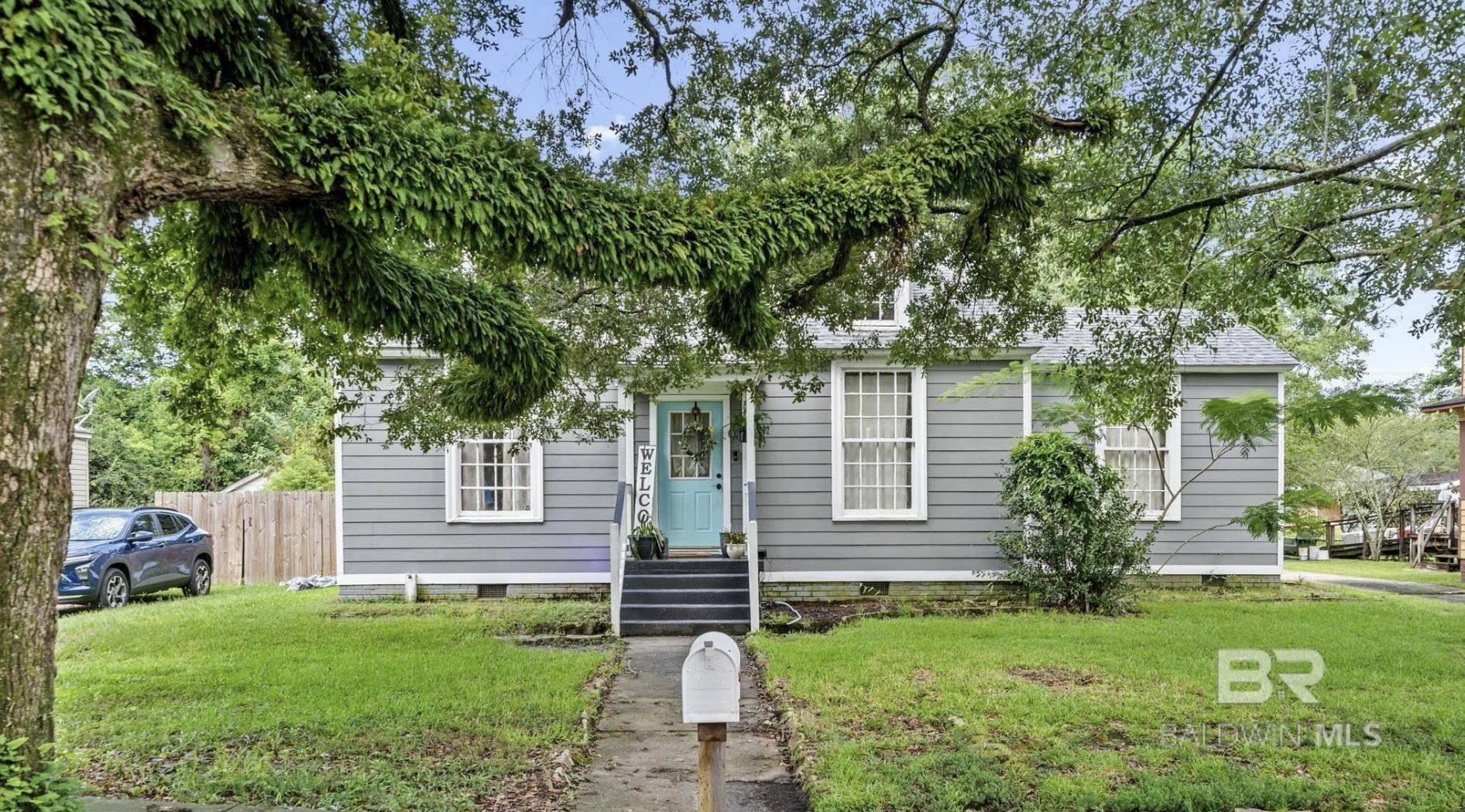 Image 1: Front Of Structure