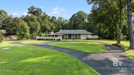 5500 Lakewood Drive