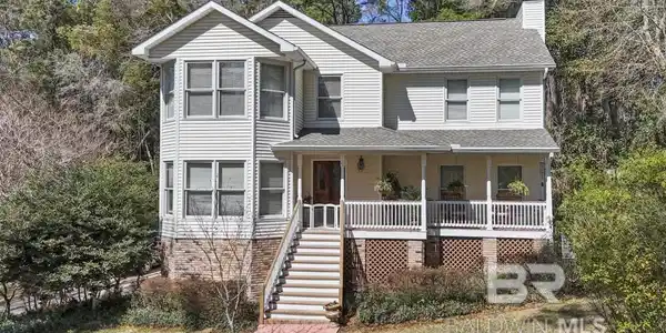 510 Oak Ridge Court