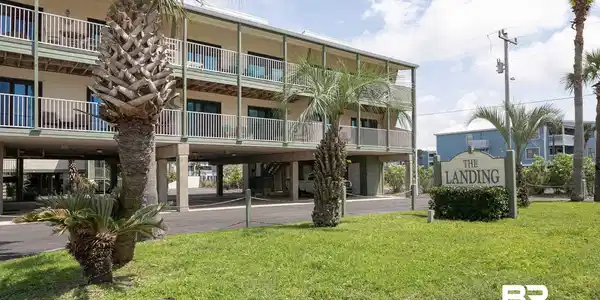 1904 W Beach Boulevard