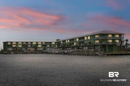 2715 Highway 180