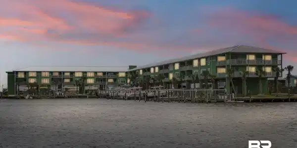 2715 Highway 180