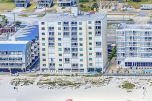 327 Beach Blvd