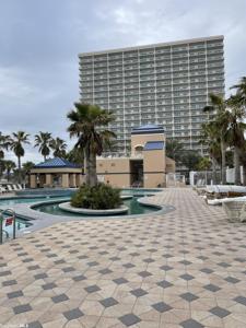 1010 Beach Blvd