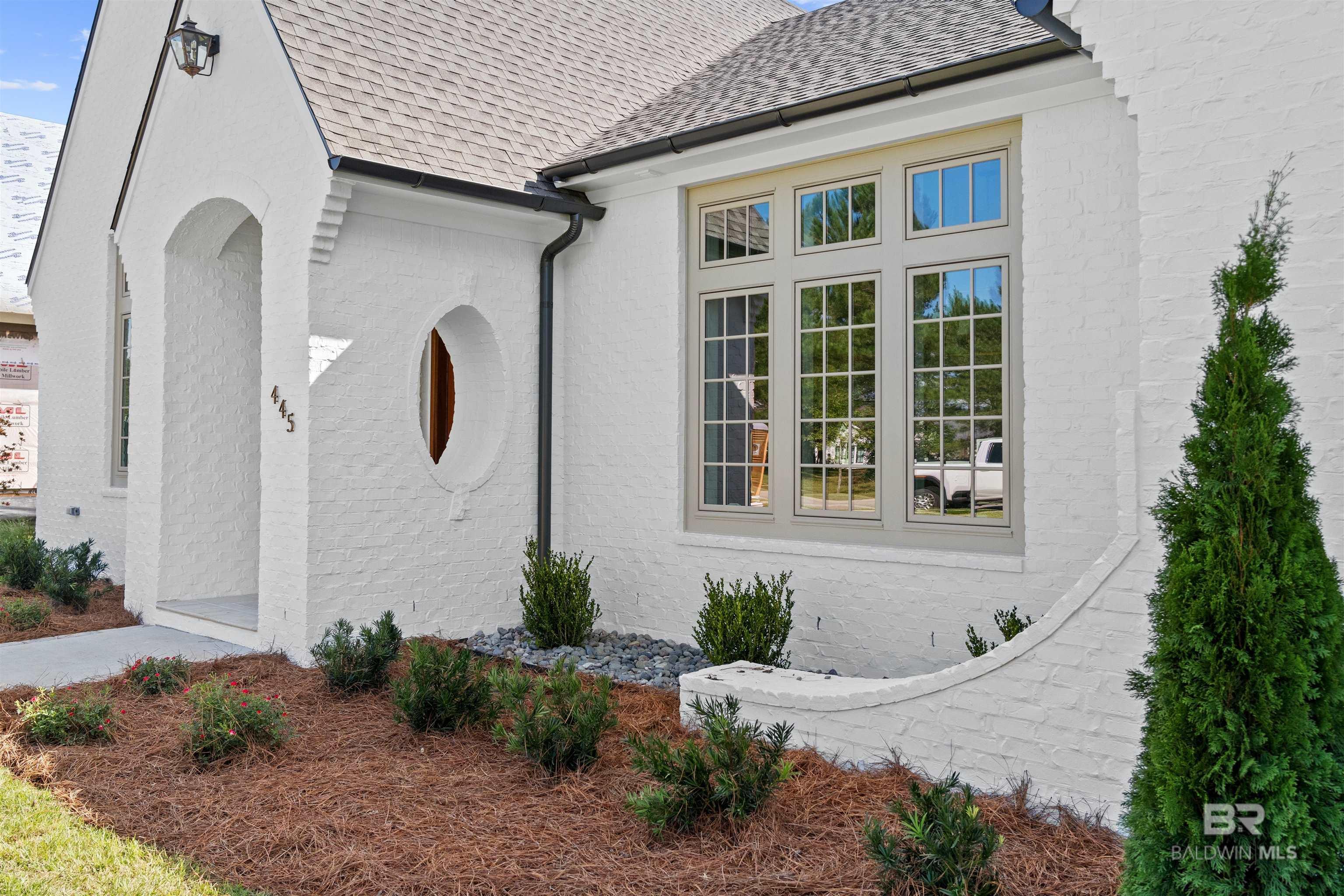Image 4: Landscaping