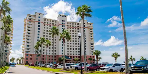 527 Beach Club Trail