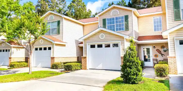 1517 Regency Road