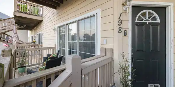 4 Yacht Club Drive