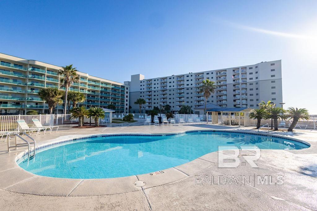 Image 4: Amenities Galore