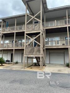 4 Yacht Club Drive