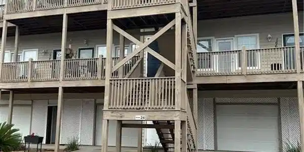 4 Yacht Club Drive