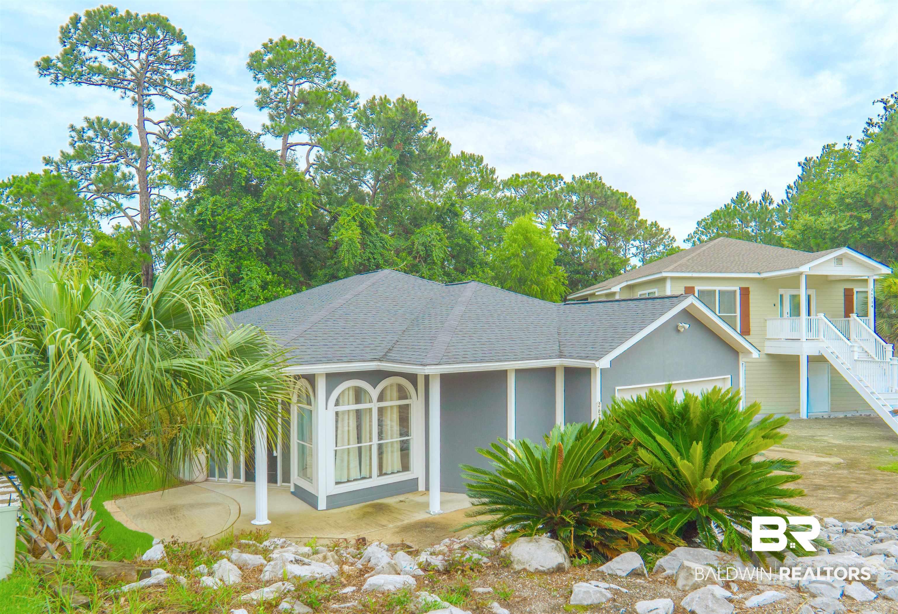 Image 3: Front Of Structure