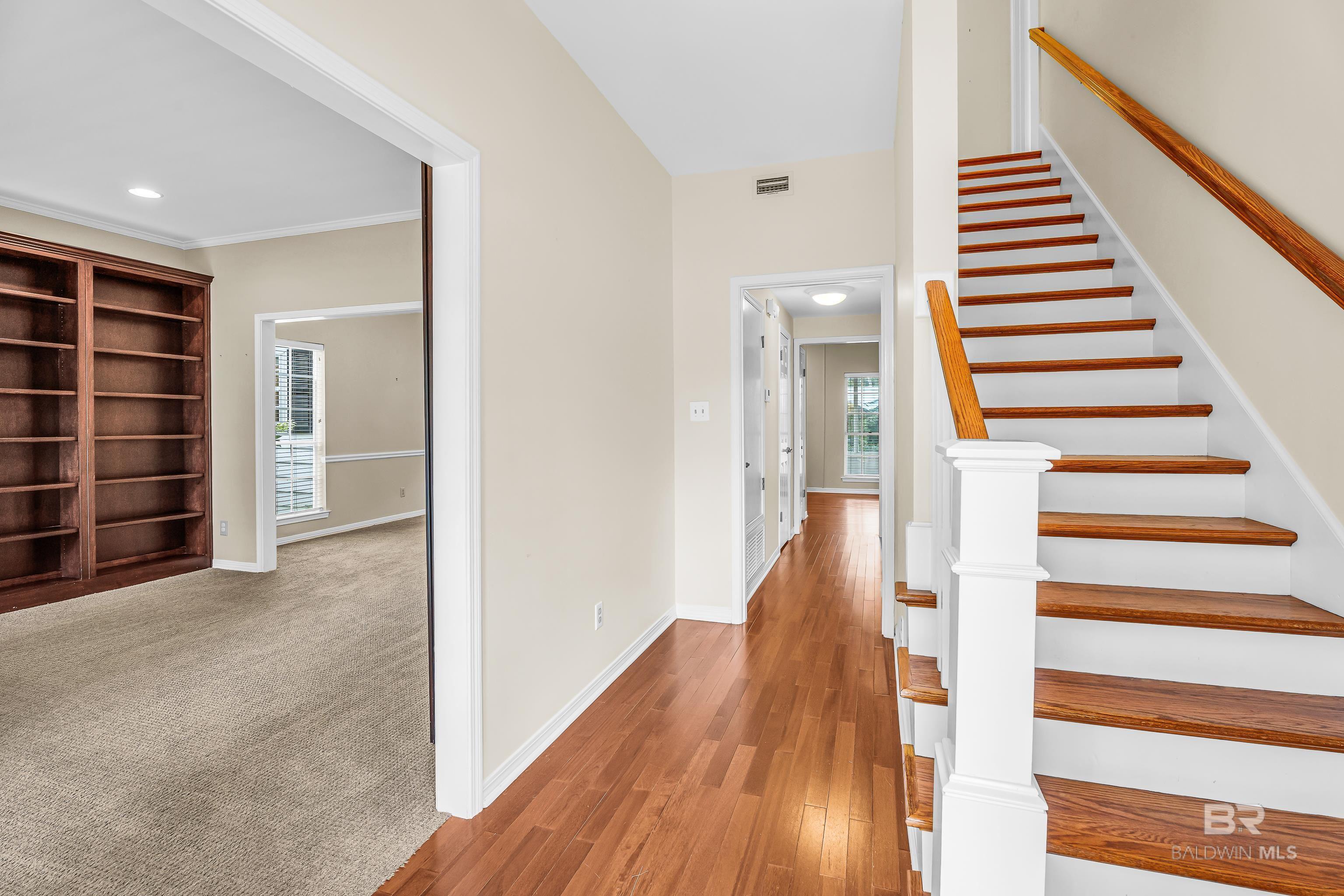 Image 4: Stairs