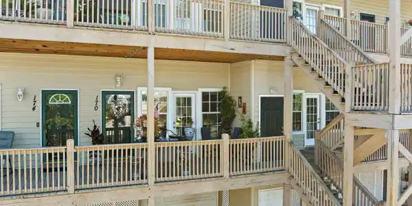 4 Yacht Club Drive