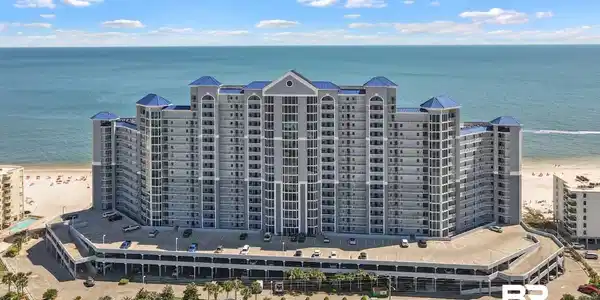455 E Beach Boulevard