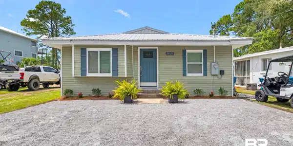 27127 Palmetto Drive