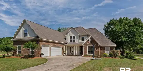5750 RIVERVIEW PLANTATION Drive