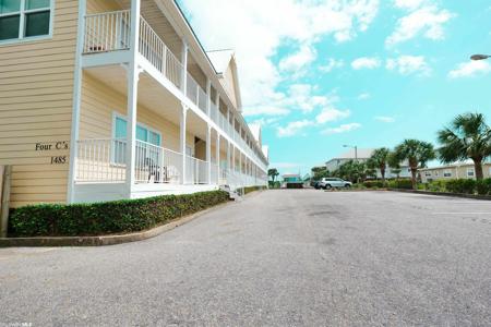 1485 Lagoon Blvd