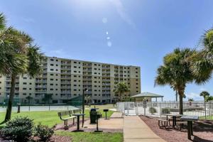 375 Plantation Road