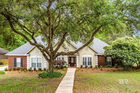 115 Easton Circle