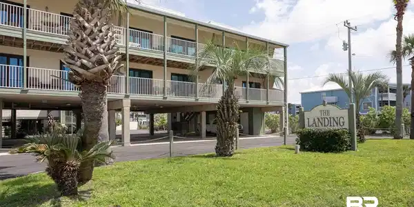 1904 W Beach Boulevard